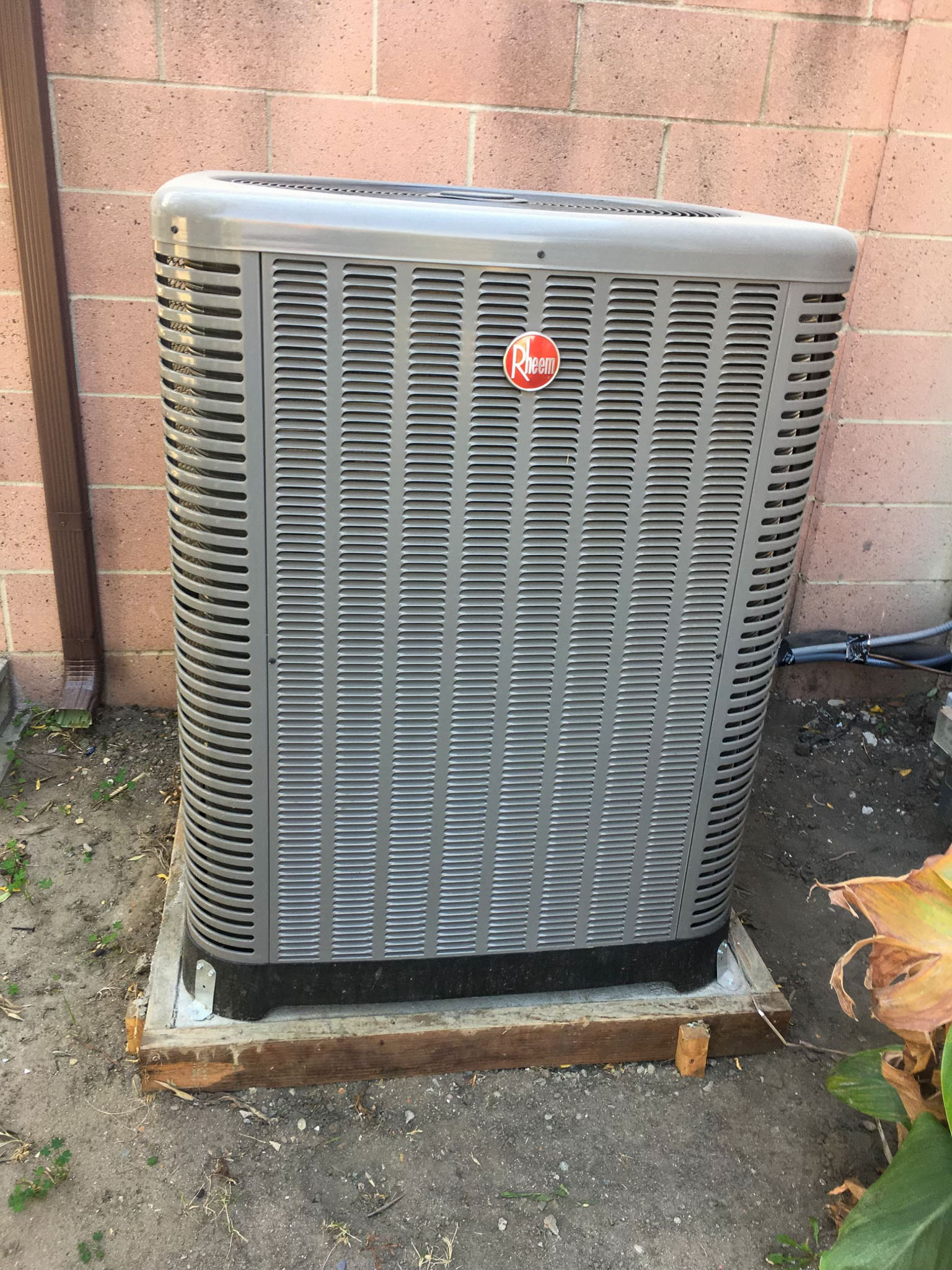 Modern thermostat installation